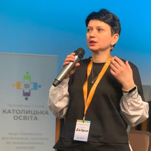 Спікер:   - Корекційний педагог. Фахівець у роботі з дітьми з РСА, розладами поведінки. Вихователь інклюзивної групи ЗДО (консультант/учитель) 