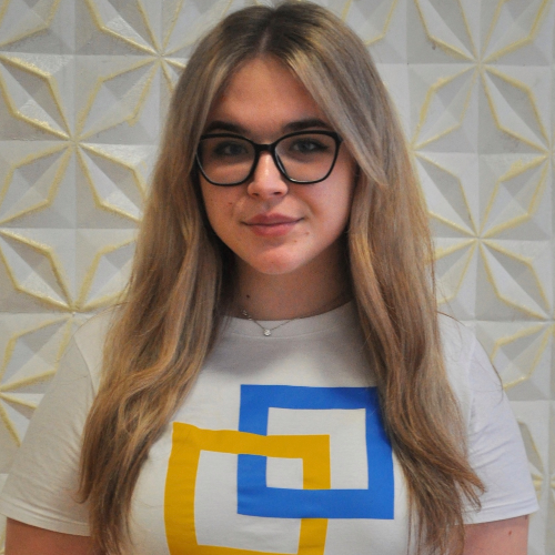 Спікер:   - Студентка 6-го курсу ЛНМУ, волонтер, сертифікований тренер з BLS (консультант/учитель) 