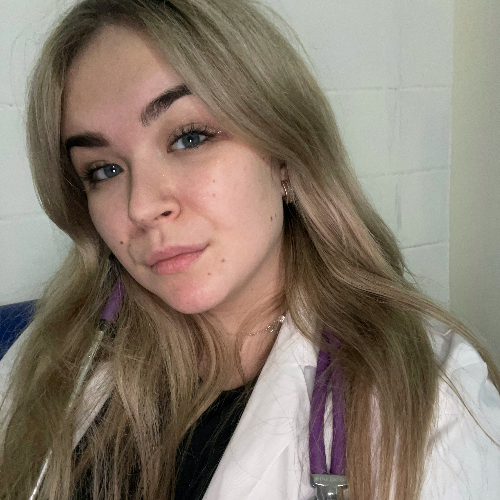 Спікер:   - Тренер з BLSbasic life support впродовж двох років, провела більше 50 тренінгів для цивільних людей у багатьох містах України (консультант/учитель) 