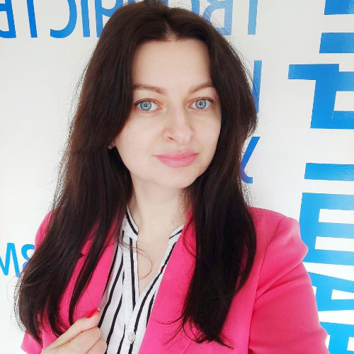 Спікер:   - Заступниця директора з НВР СЗШ №50 м.Львова, Переможниця конкурсу ’Успішний педагог 2022’. Вчителька нім.мови та зар. літеретури. (консультант/учитель) 