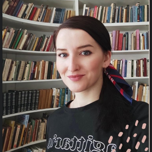 Спікер:   - Заступниця директорки з навчально-виховної роботи в ЛДК СЗШ №3, переможниця конкурсу ’Успішний педагог’. (консультант/учитель) 