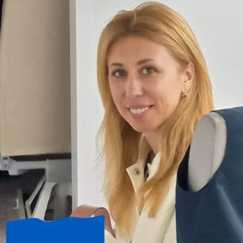 Спікер:   - Заступник директора з НВР, вчителька української мови та літератури ЛДК СЗШ № 3 (консультант/учитель) 