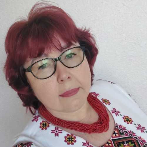 Спікер:   - Учитель математики та інформатики Заліщицької державної гімназії м.Заліщики Тернопільської області (консультант/учитель) 