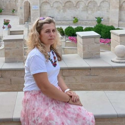 Спікер:   - вчителька математики ліцею ’Оріяна’ м.Львова (консультант/учитель) 